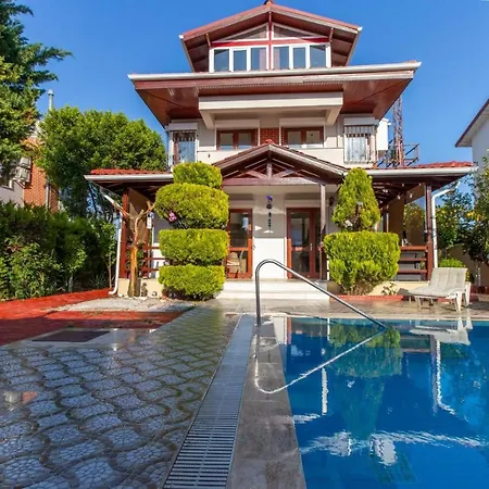 Crystal Paradies Villa Villa Belek