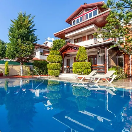 Villa Crystal Paradies Villa